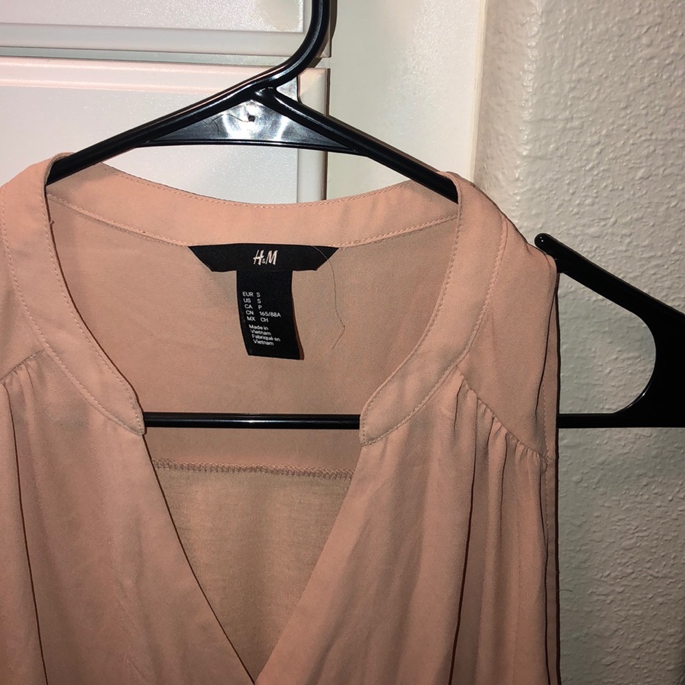 blouse - Picture 2 of 2